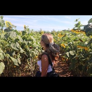 Meet your Posher, Samantha